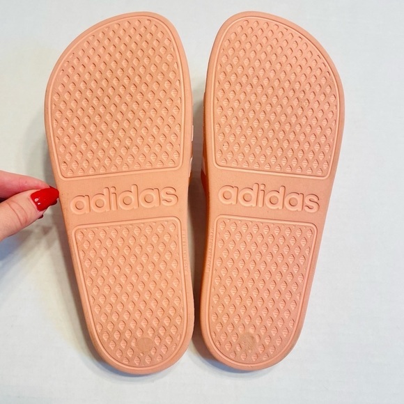 Adidas Adilette Aqua Slide Sandals in Wonder Mauve Peach Size 6 - Picture 9 of 9